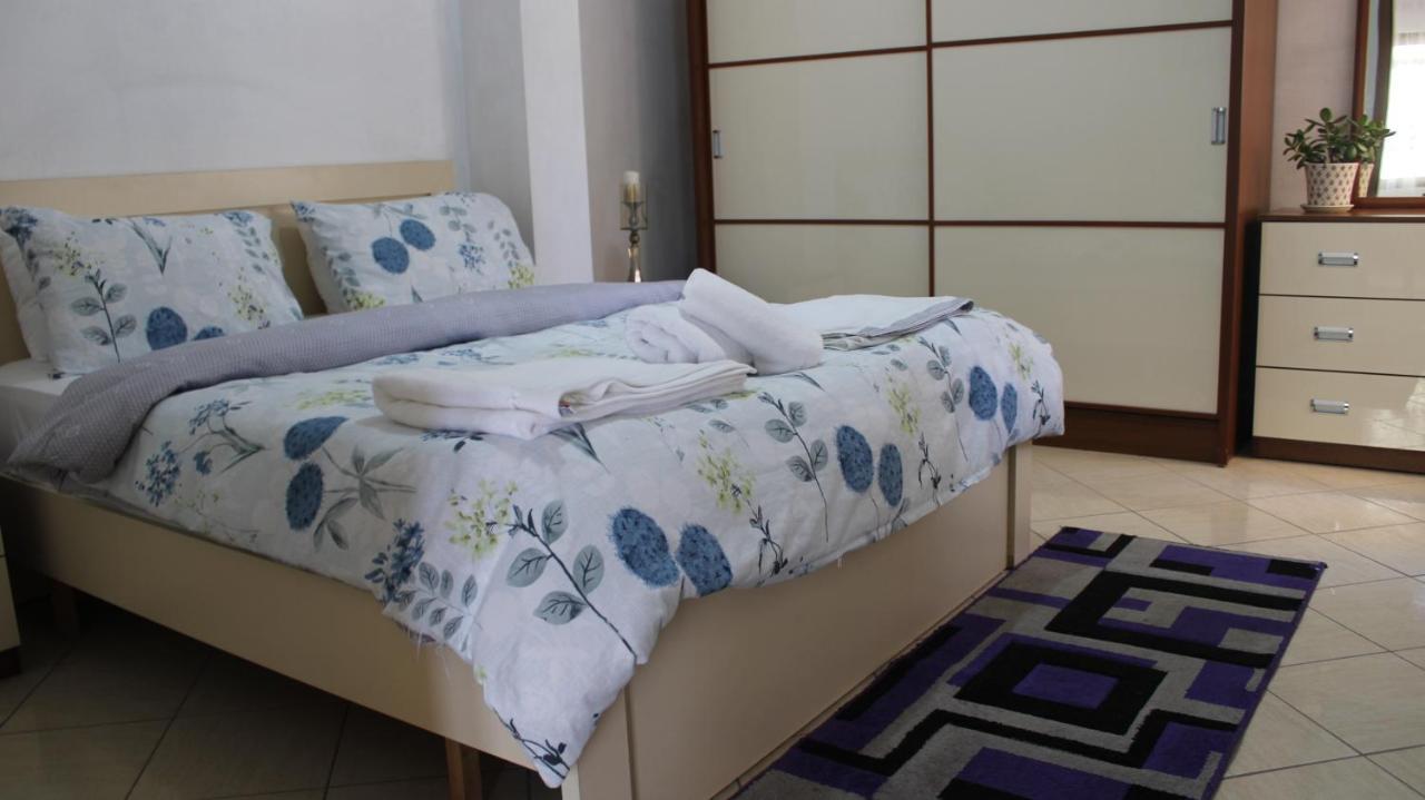 Bledi'S Cozy Apartment In New Blvd Tirana Buitenkant foto