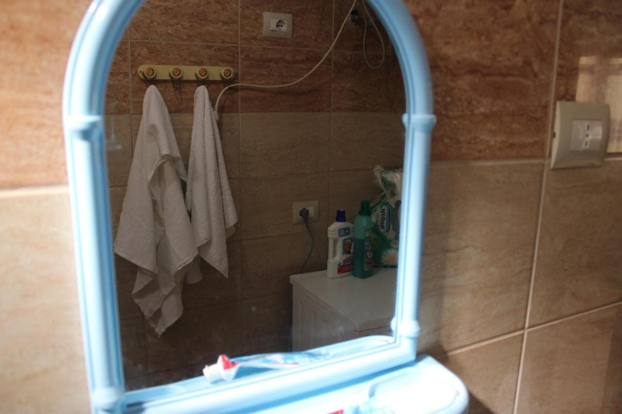 Bledi'S Cozy Apartment In New Blvd Tirana Buitenkant foto